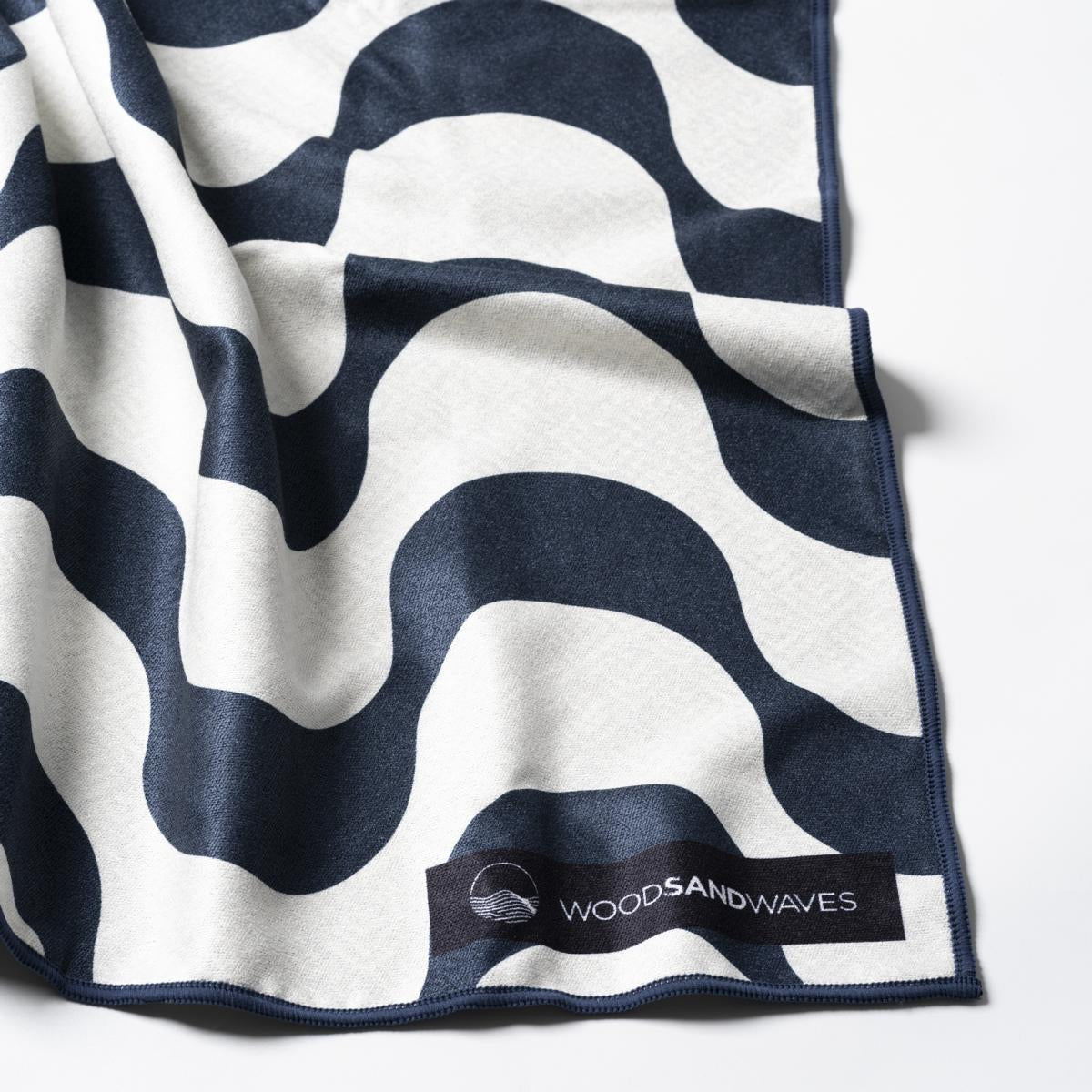 Copacabana - Ultra - leichtes Outdoor - und Wanderhandtuch - woodsandwaves.co