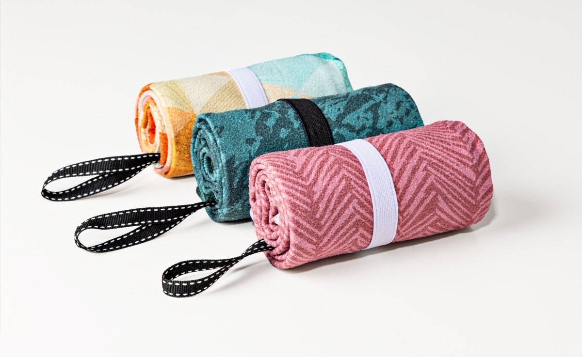 Dark Mind - Ultra - leichtes Outdoor - und Wanderhandtuch - woodsandwaves.co