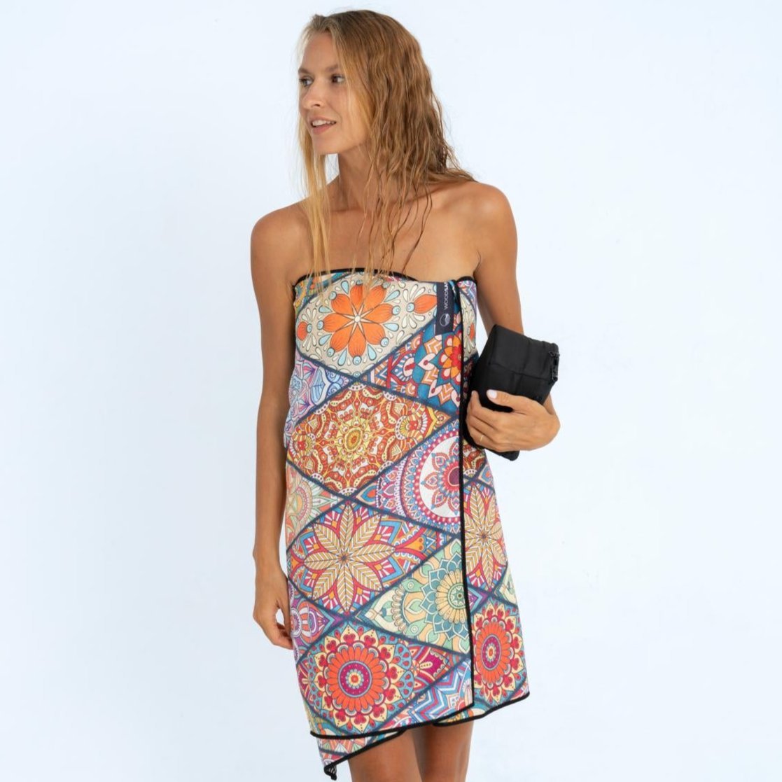 Mosaics - Duschhandtuch aus Premium Mikrofaser - angenehm auf der Haut - woodsandwaves.co