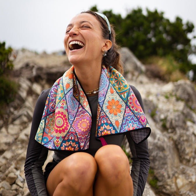 Mosaics - Ultra - leichtes Outdoor - und Wanderhandtuch - woodsandwaves.co