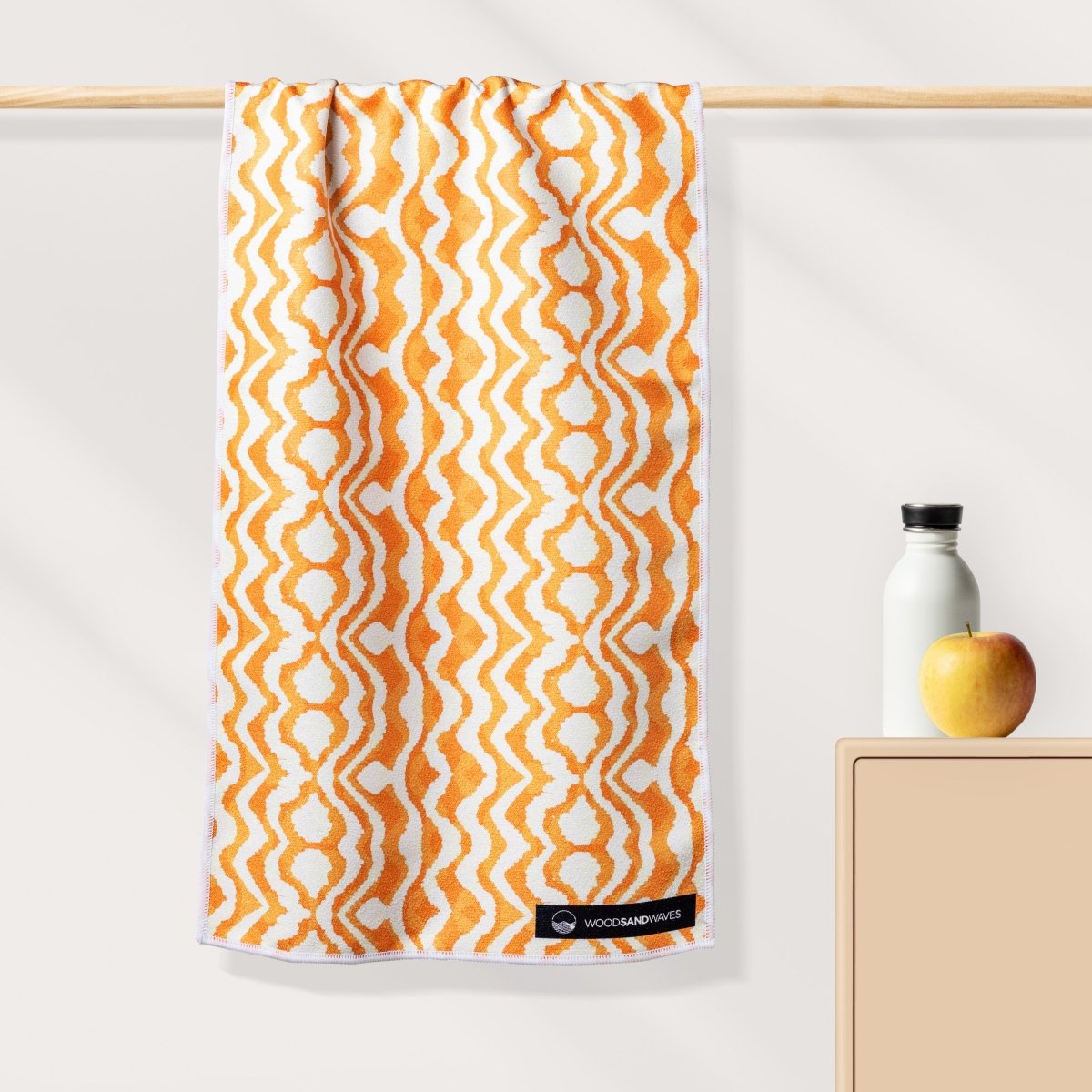 Sunset Waves - Ultra - leichtes Outdoor - und Wanderhandtuch - woodsandwaves.co